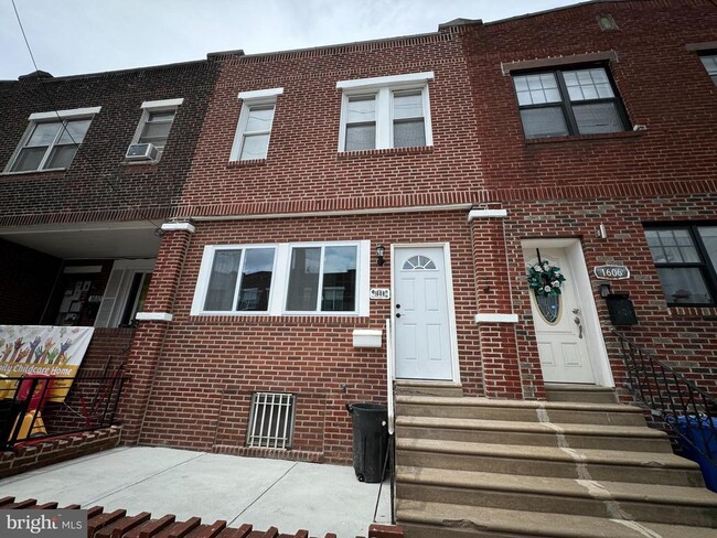 Building Photo - 1608 S 28th St