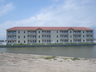 Foto del edificio - Oyster Cove Condominiums