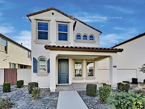 Building Photo - 5029 S Chassis