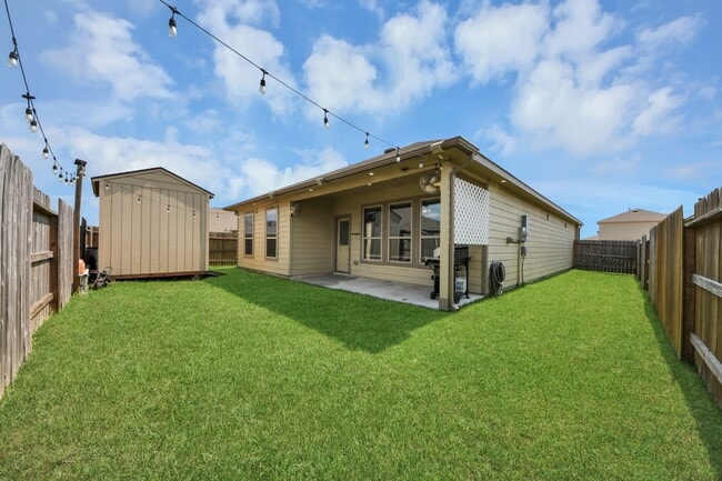 Building Photo - 13207 Karan Ct