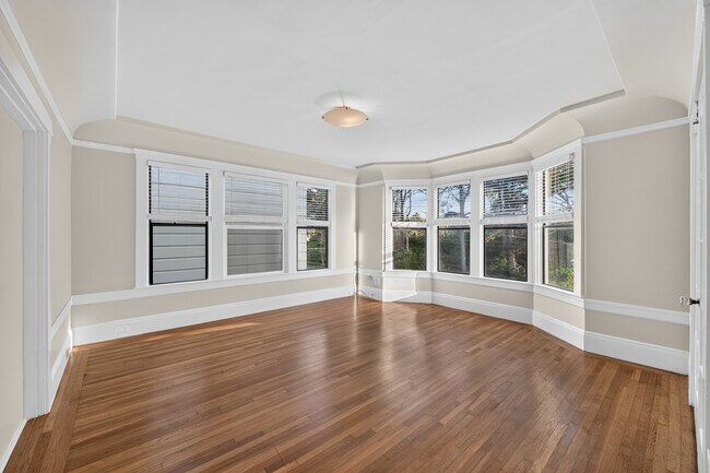 Foto del edificio - 6350 Fulton St