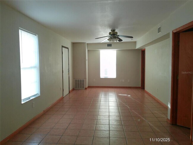 Foto del edificio - 19 Tennessee Ln