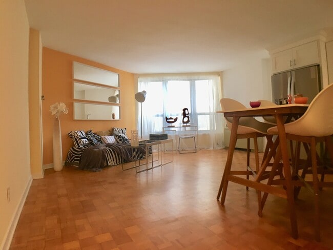 Photo - 224 W Rittenhouse Sq