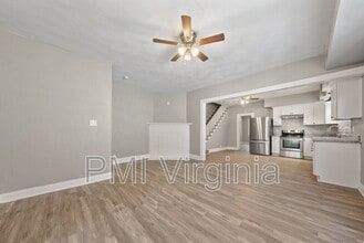 Building Photo - 259 A View Ave