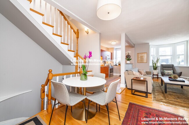 Foto del edificio - 86 E Brookline St