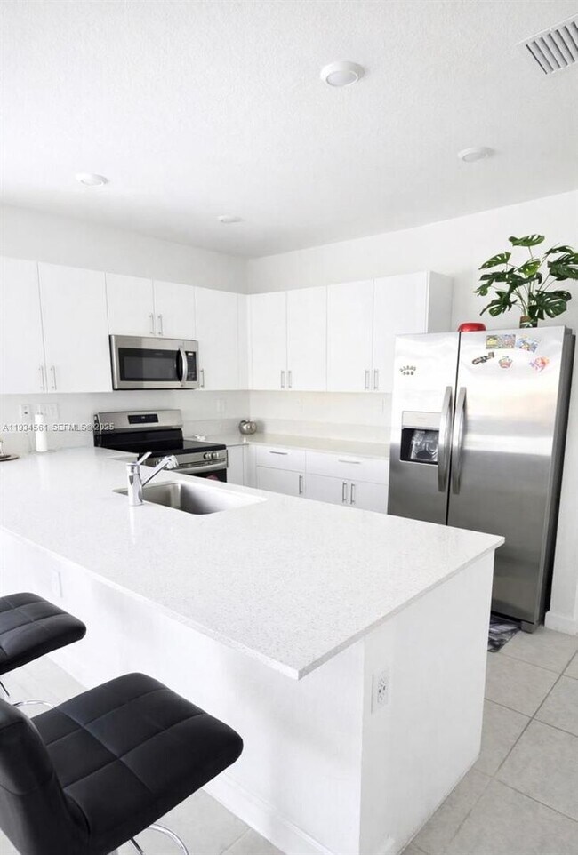 Foto del edificio - 12841 SW 243rd St