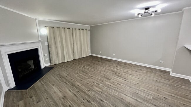 Building Photo - 1926 Grove Ave