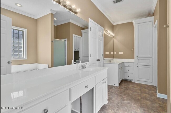 Foto del edificio - 292 Cherry Bark Dr