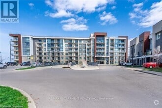 Building Photo - 101 Shoreview Pl