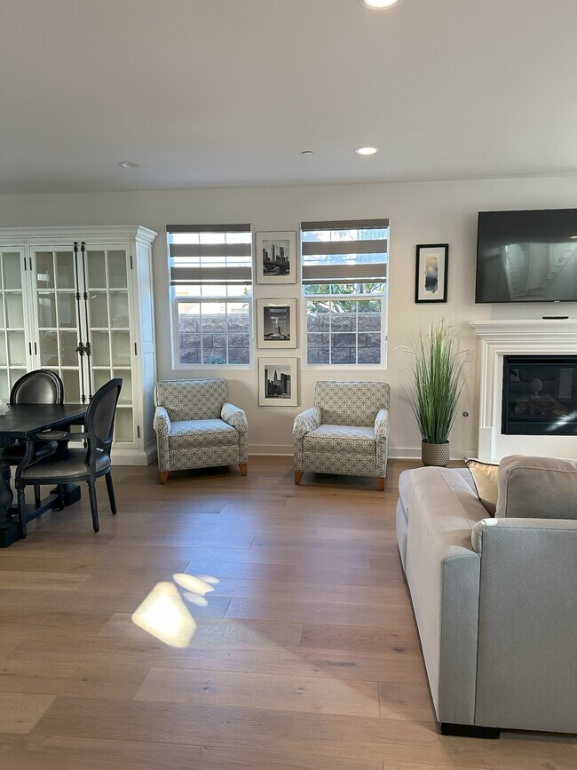 Foto del edificio - 8005 Chalet Ln