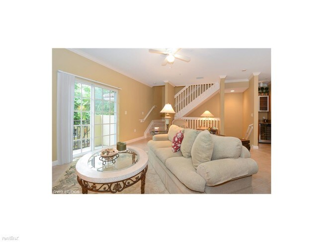 Foto del edificio - 2544 SW 14th Ave