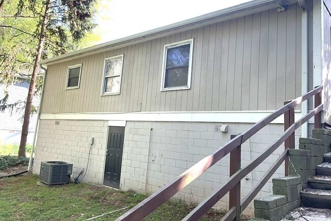 Photo - 3751 Clovis Ct NW House