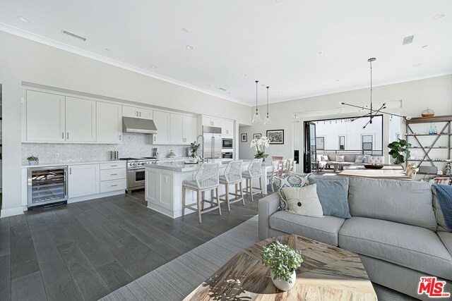 Building Photo - 5827 Meadowlark Pl
