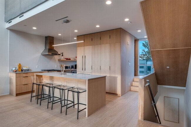 Foto del edificio - 4626 Coles Manor Pl