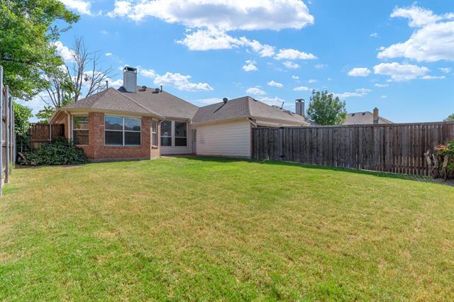 Foto del edificio - 10204 Belfort Dr