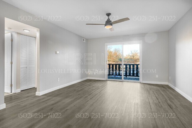 Foto del edificio - 3500 Lodge Ln