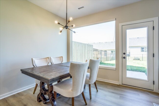 Foto del edificio - Fox Creek - Tracy Plan