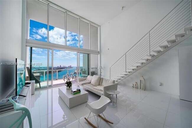 Foto del edificio - 1040 Biscayne Blvd