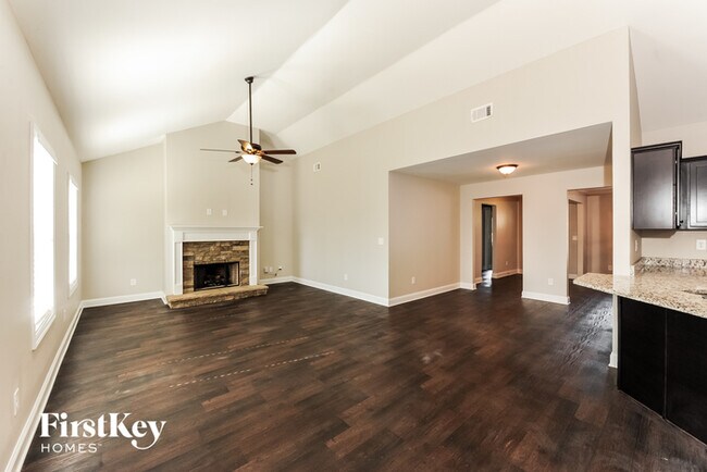 Building Photo - 2864 Oak Springs Dr