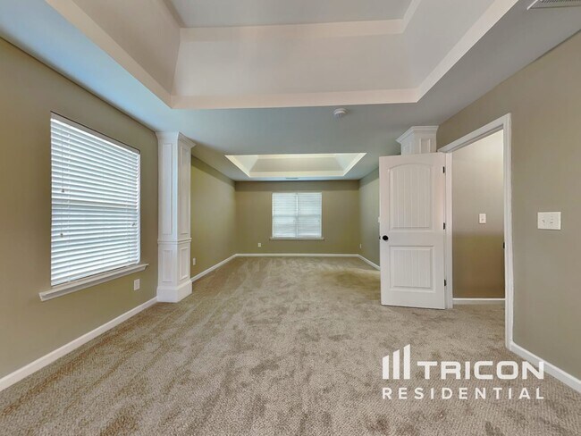 Foto del edificio - 1359 Highwoods Pass