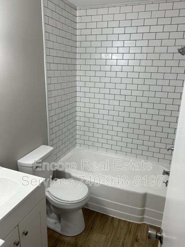 Foto del edificio - 526 Edgemont Rd