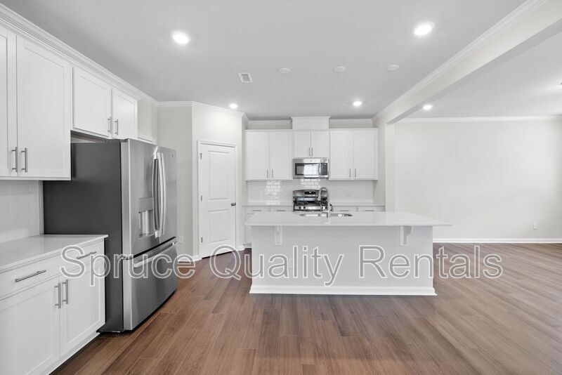 Primary Photo - 1103 Red Wing Dr