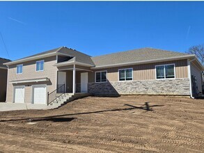 Building Photo - 8125 N Brown Station Rd