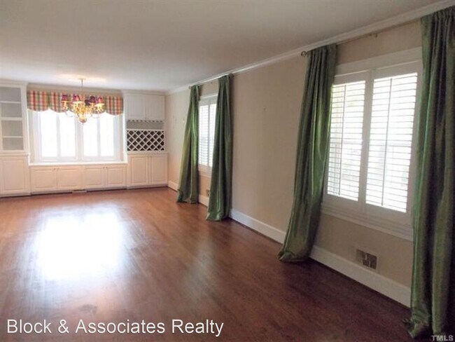 Building Photo - 4 br, 3 bath House - 1012 Westwood Drive