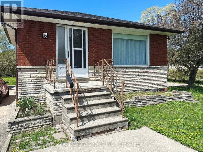 Building Photo - 6 Rosemount Dr