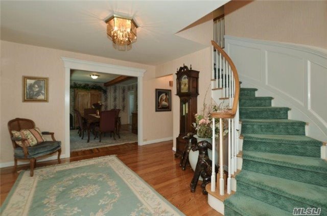 Building Photo - 12 Plover Ln