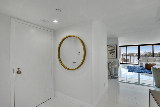 Foto del edificio - 400 N Flagler Dr