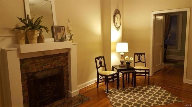 Foto del edificio - 1617 W Turner St