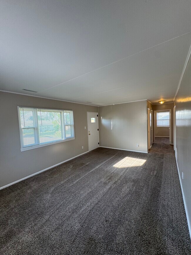 Foto del edificio - 2407 9th Ave SW