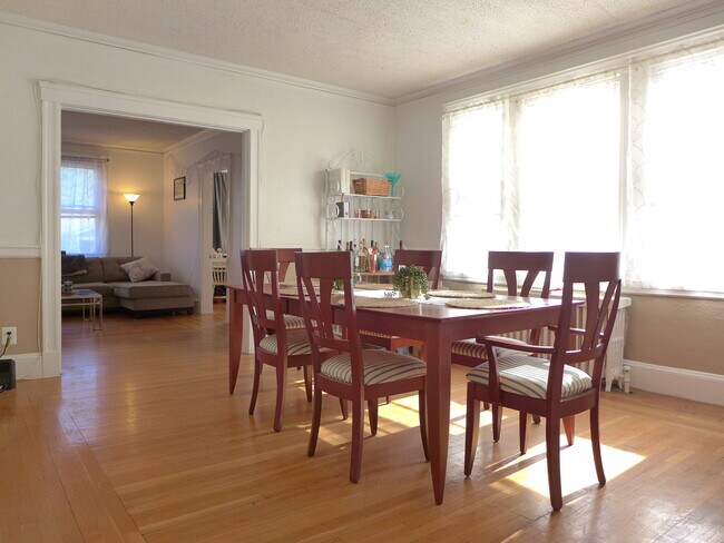 Building Photo - 52 Euston Rd