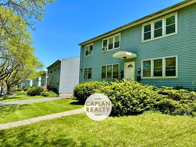 Foto del edificio - 52 Oak Ridge Dr