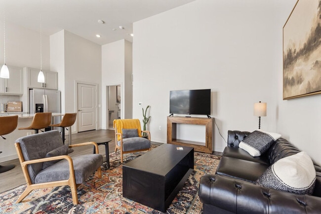 Foto del edificio - 5820 1/2 Cameron Rd