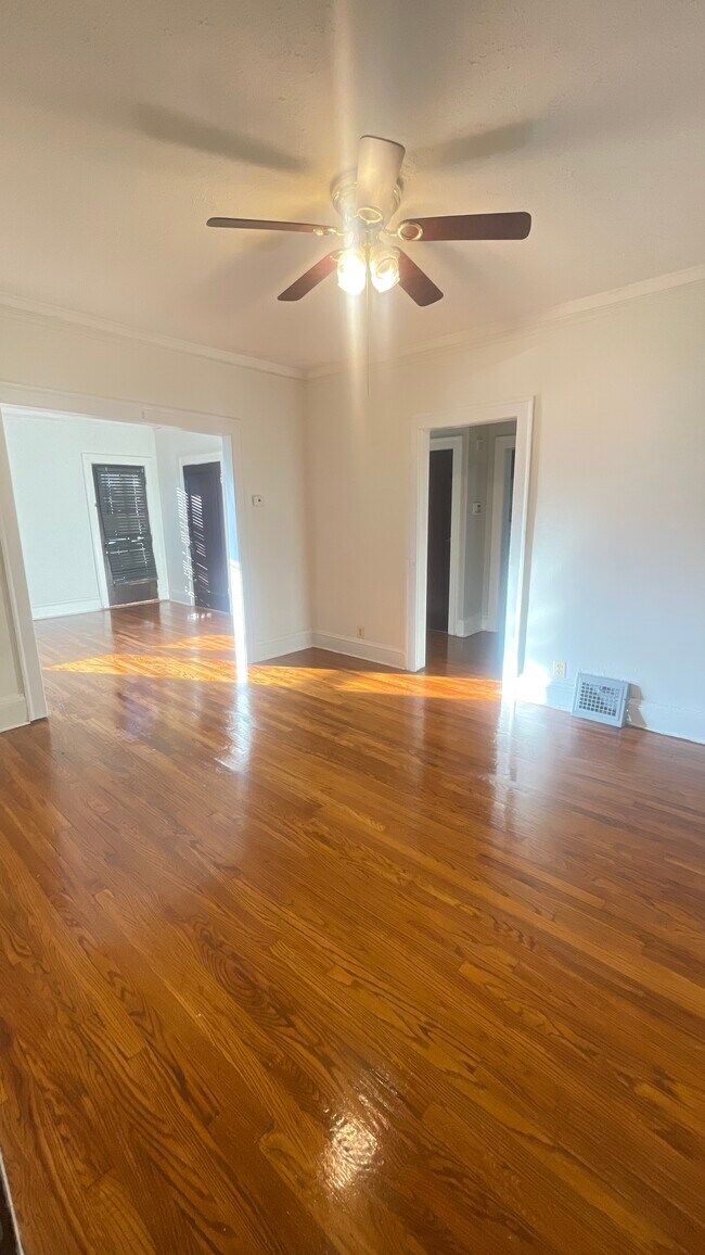 Building Photo - 4251 Rocky River Dr