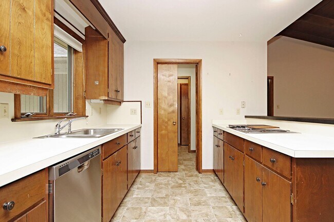 Foto del edificio - One-Level Living in Gated Lake Monticello