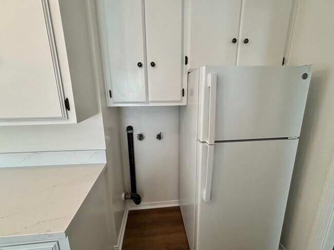 Foto del edificio - 2 Bedroom home on a large lot in the City of Buena Park