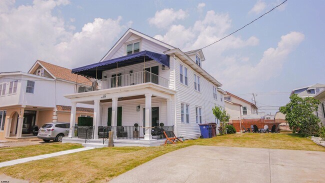 Foto del edificio - 229 N Derby Ave