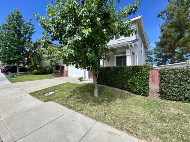 Foto del edificio - Beautiful 3 Bedroom two story South Temecu...