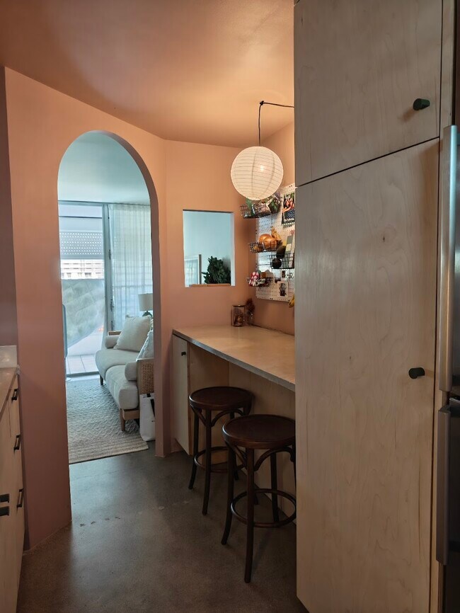 Foto del edificio - 1419 Dominis St