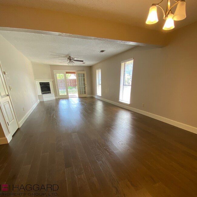 Foto del edificio - Spacious Home Available in Frisco