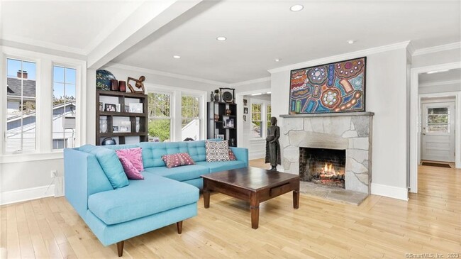 Foto del edificio - 275 Bruce Park Ave
