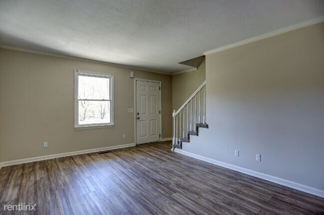 Foto del edificio - 2 br, 1.5 bath Townhome - 6947 Glen Errol Way