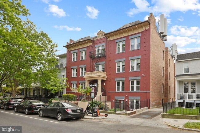 Building Photo - 610 Irving St NW