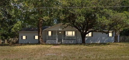 Building Photo - 12925 Bonnievale Dr N
