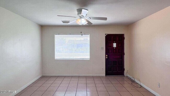 Building Photo - 3330 W Rancho Dr