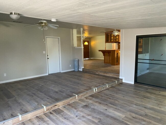 Foto del edificio - 2725 N Canary Dr