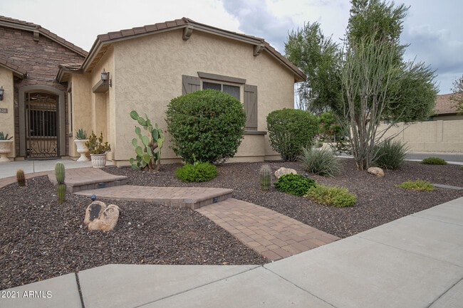 Building Photo - 5528 W Alyssa Ln